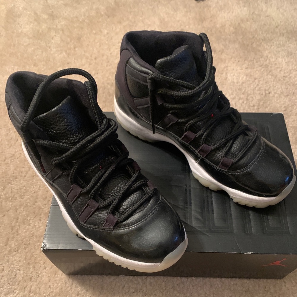 Size 8 - Jordan 11 Retro 72-10 2015